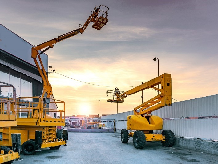 media/image/Branchenmotiv_071019_Mobilkrane_WEB_800x800-1.jpg